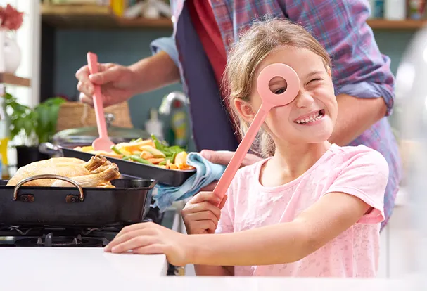 Fotogeschenke Ideen: ROSSMANN Familienwelt Mit unseren Fotogeschenke Ideen Familie und Freunde überraschen. Ob groß oder klein – in unserer Familienwelt findet ihr für alle das passende Geschenk.