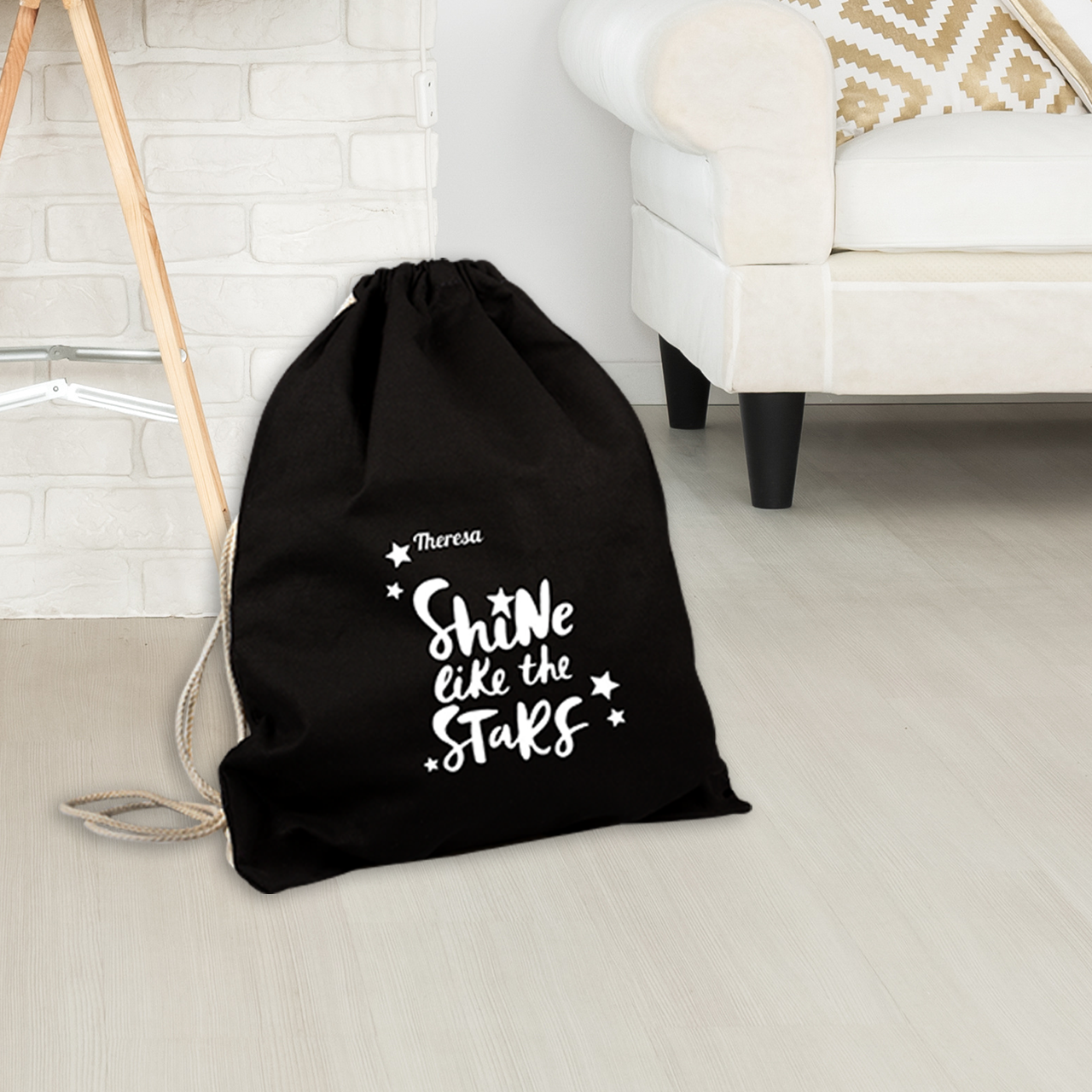 Coole Taschen als Bilder-Geschenke für Kindergartenkinder In der ROSSMANN Fotowelt findet ihr viele Accessoires, die ihr als Bilder-Geschenke gestalten könnt. Vom Kinderrucksack bis zum Turnbeutel ist für jeden etwas dabei.