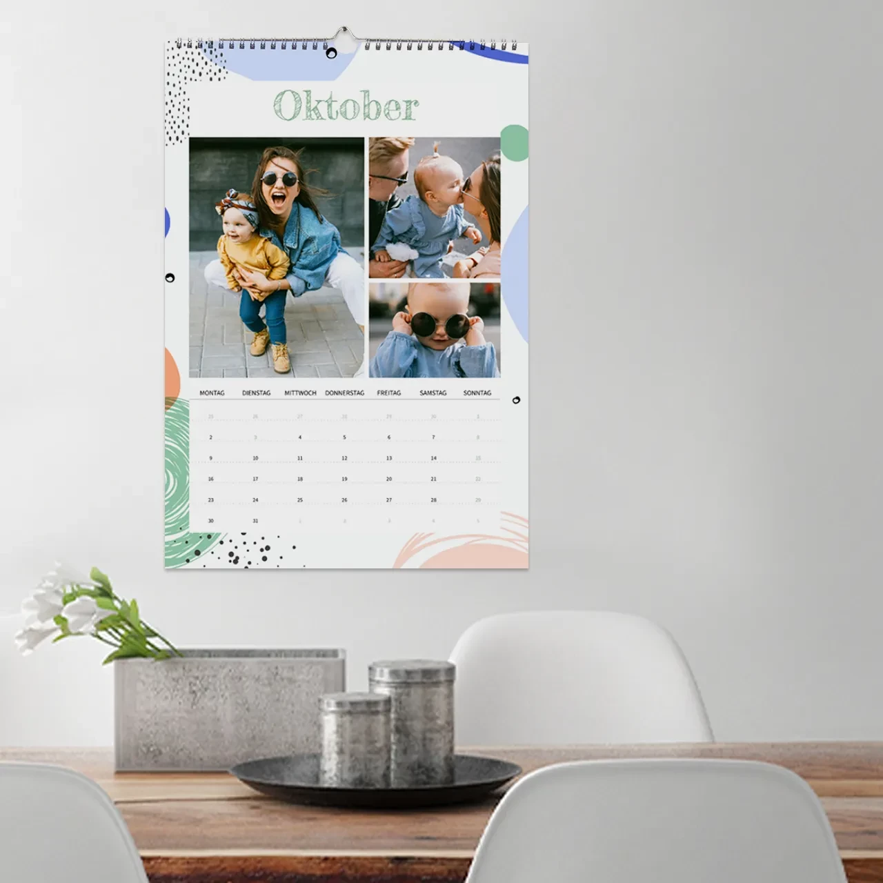 Kalender drucken lassen, vielseitige Papierauswahl Kalender drucken lassen in der ROSSMANN Fotowelt. Hier könnt ihr zwischen verschiedenen Papieroberflächen wählen: glänzend, matt, mit Goldeffekt oder Recyclingpapier.