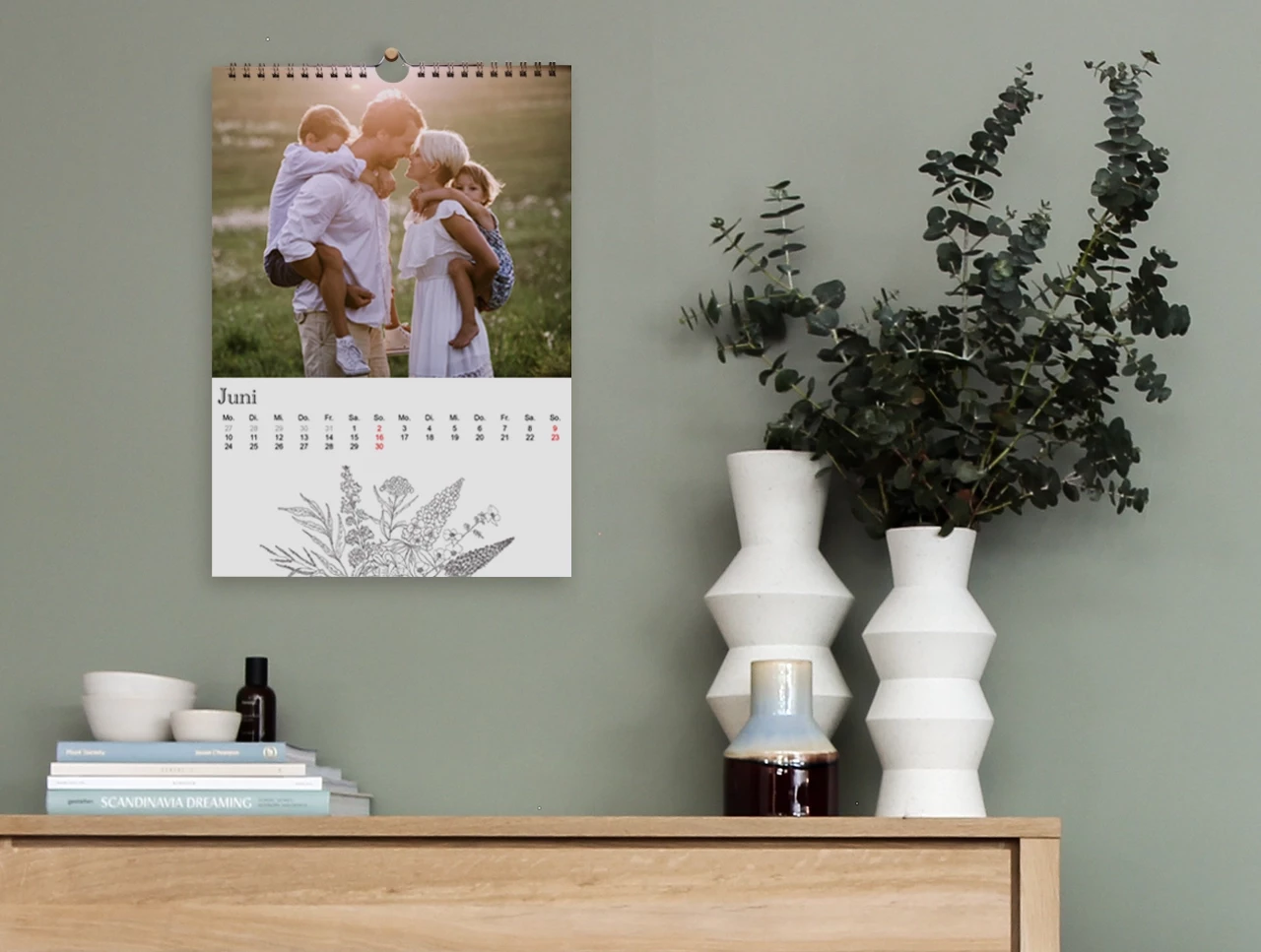 Fotokalender erstellen, zahlreiche Designvorlagen, verschiedene Größen und Papierarten Gestaltet in der ROSSMANN Fotowelt euren persönlichen Fotokalender und wählt das für euch passende Format, Papier und Design.