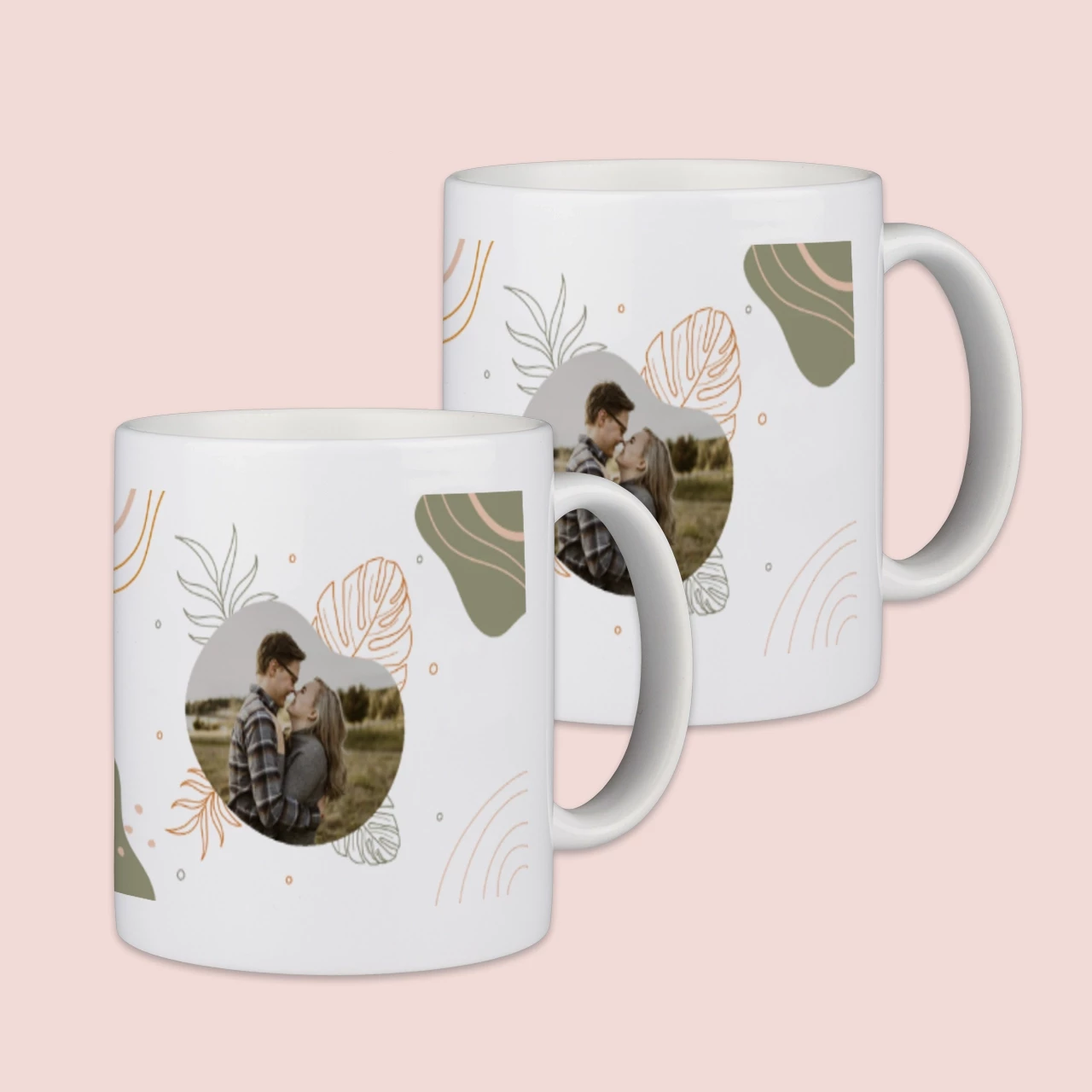 Tasse mit Foto bedrucken, tolle Partnertassen bestellen Tasse mit Foto selbst gestalten. Bestellt am besten gleich zwei Ausführungen eurer Tasse, um eure Verbundenheit in Form einer Partnertasse auszudrücken.