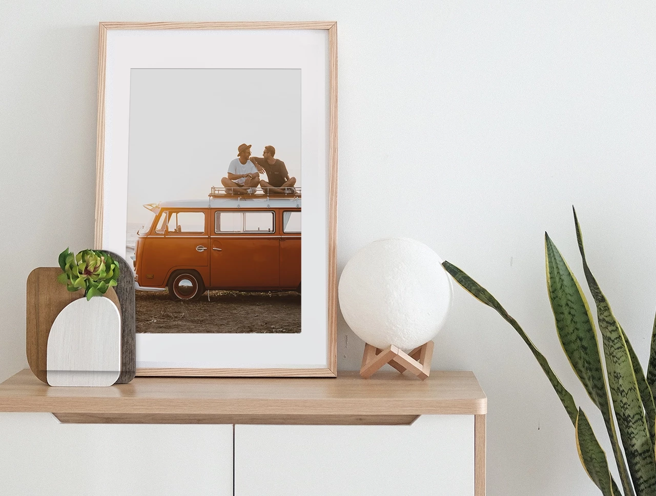 Poster drucken, zahlreiche Designvorlagen, hochwertiges Fotopapier Lasst Poster drucken, die ihr dank zahlreicher Designvorlagen im Handumdrehen gestalten könnt. So verleiht ihr eurem Zuhause eine ganz persönliche Note.