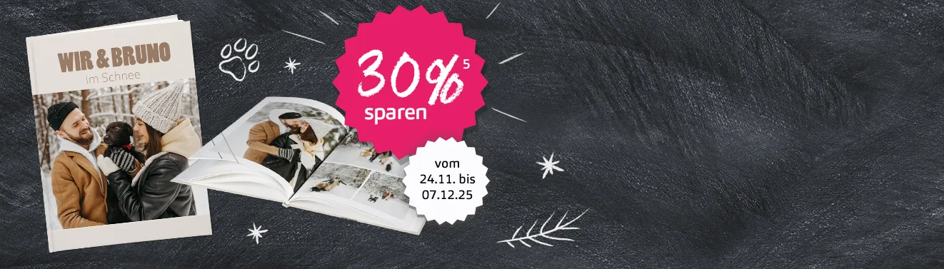 Aktion - Fotobuch mit euren Fotos online bestellen Ein aufgeschlagenes Fotobuch mit fröhlichen Momentaufnahmen. Haltet eure schönsten Fotos in einem Fotobuch fest.