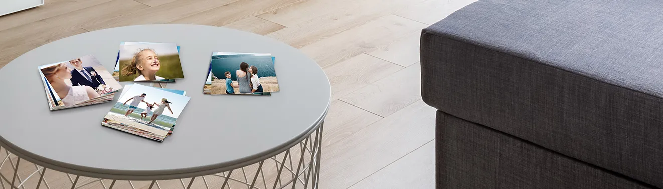 Hochwertige Fotos entwickeln lassen Eine Auswahl hochwertiger Fotoabzüge. Lasst eure schönsten Erinnerungen als Fotos in eurer Wunschgröße entwickeln.