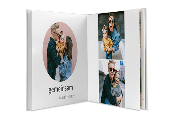 Fotobuch erstellen, Varianten- & Formatauswahl Abgebildet ist ein geöffnetes Fotobuch mit persönlichen Fotos. Sammelt eure schönsten Erinnerungen in einem ROSSMANN Fotobuch.