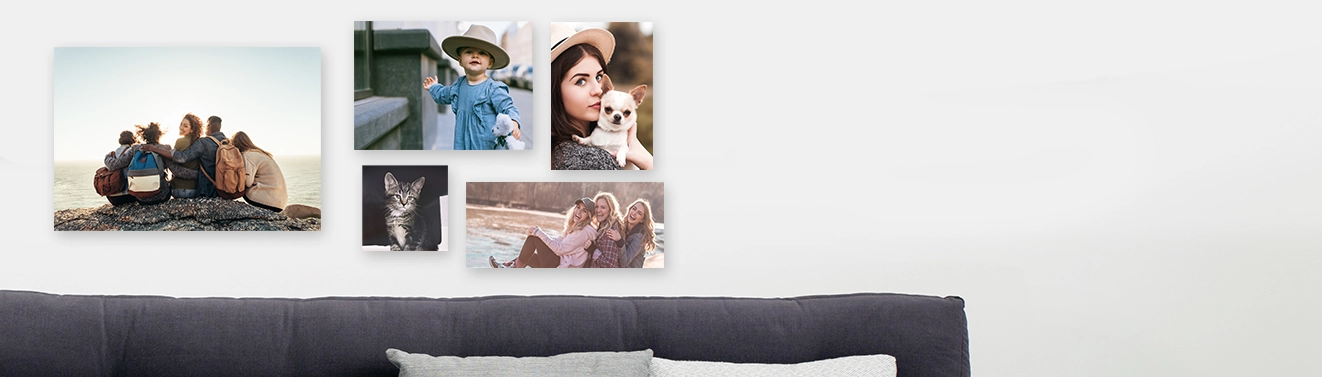 Fotos auf Forexplatten drucken – leichte und hochwertige Wandbilder mit persönlichen Motiven Fotos auf Forexplatten mit Familien-, Kinder- und Tiermotiven als moderne Wanddekoration im Wohnzimmer