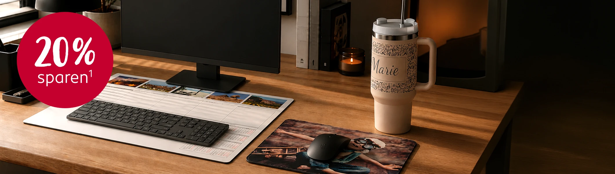 Personalisierte Büroaccessoires mit euren Fotos gestalten und 20 Prozent sparen Mousepad und Schreibtischunterlage mit eigenen Fotos sowie XXL Thermobecher