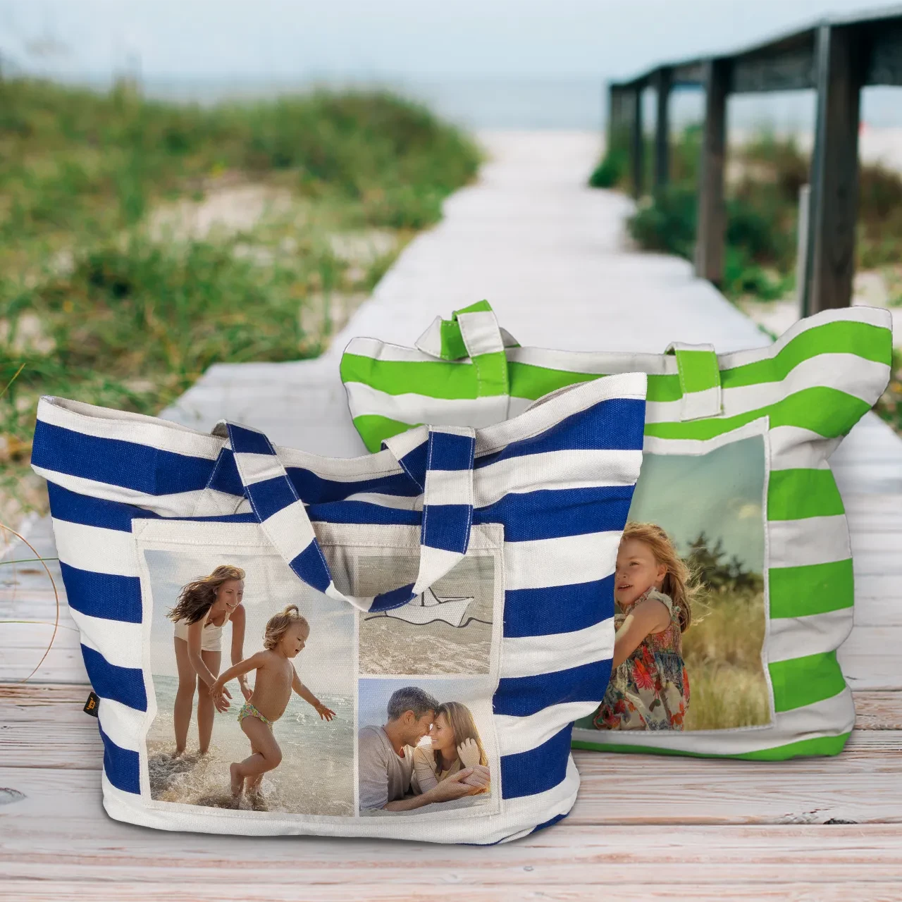 Eure Strandtasche bedrucken wir mit großer Leidenschaft. Wählt zwischen den Farben Blau oder Grün und fangt an, eure neue Tasche zu gestalten.