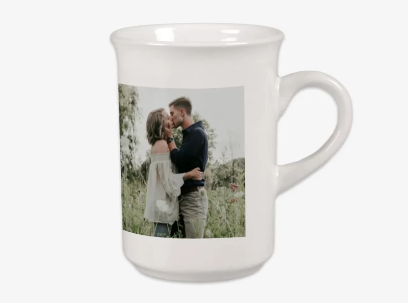 Hochwertige schmale Tasse gestalten und in der ROSSMANN Fotowelt bestellen. Verschenkt die Tasse als Erinnerung an schöne Momente an deine liebsten Menschen.